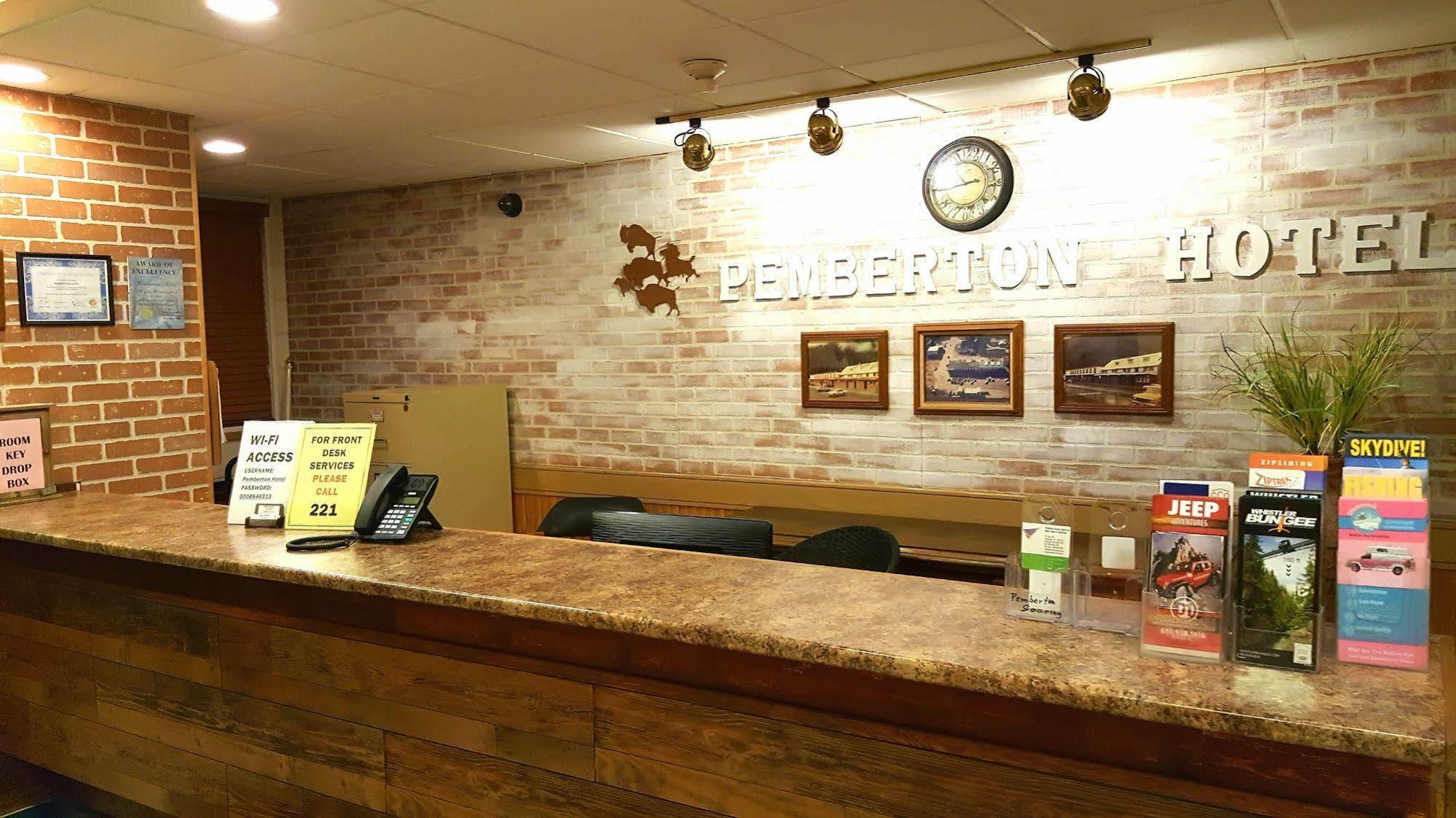 Pemberton Hotel 외부 사진